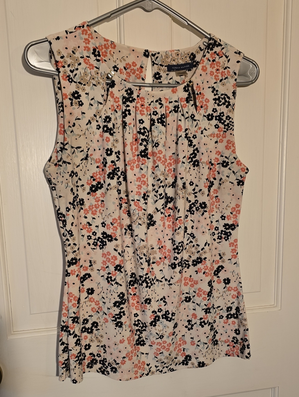 Tommy Hilfiger Cream Floral Sleeveless Pleated Tank Size S